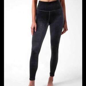 ATHLETA womens size XL Elation black velvet ultra high rise leggings